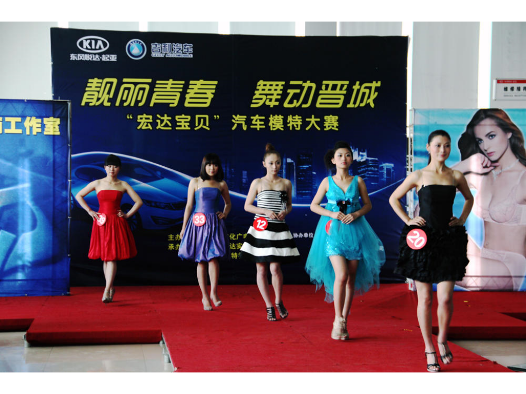 热血传奇手游古墓在哪里？(传奇手游哪些职业好？)插图