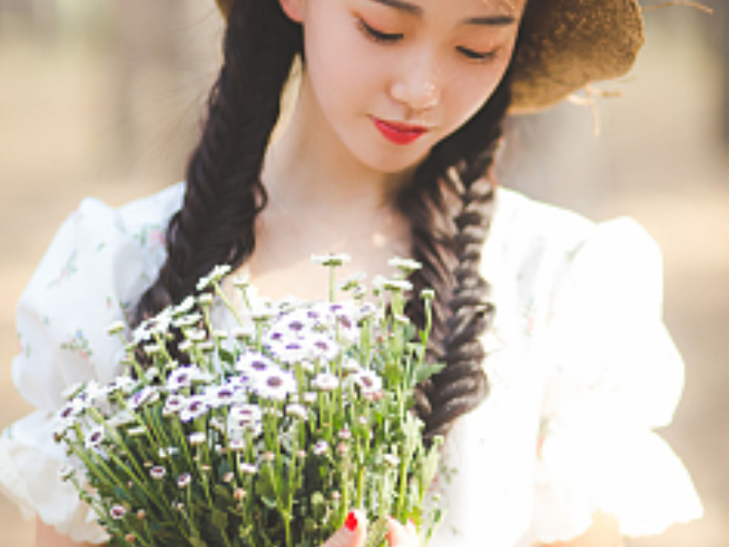 玩传奇手游在哪里找？(传奇三手游内部号多少钱？)插图