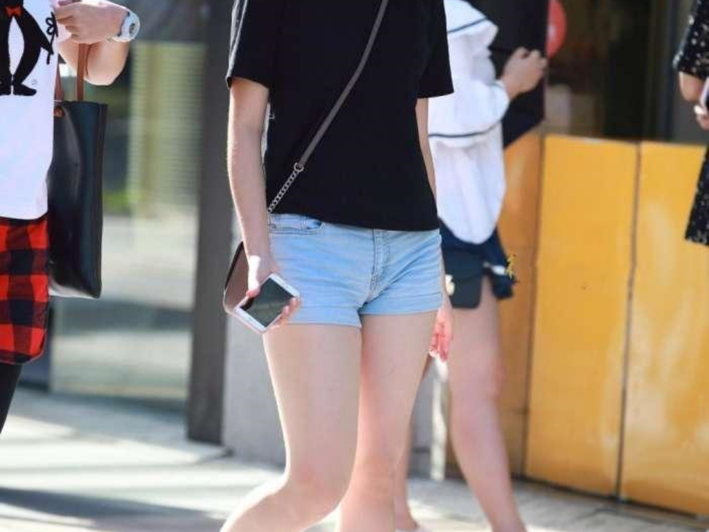 蓝月传奇2手游衣服哪里出？(盛大传奇手游装备如何佩戴？)插图