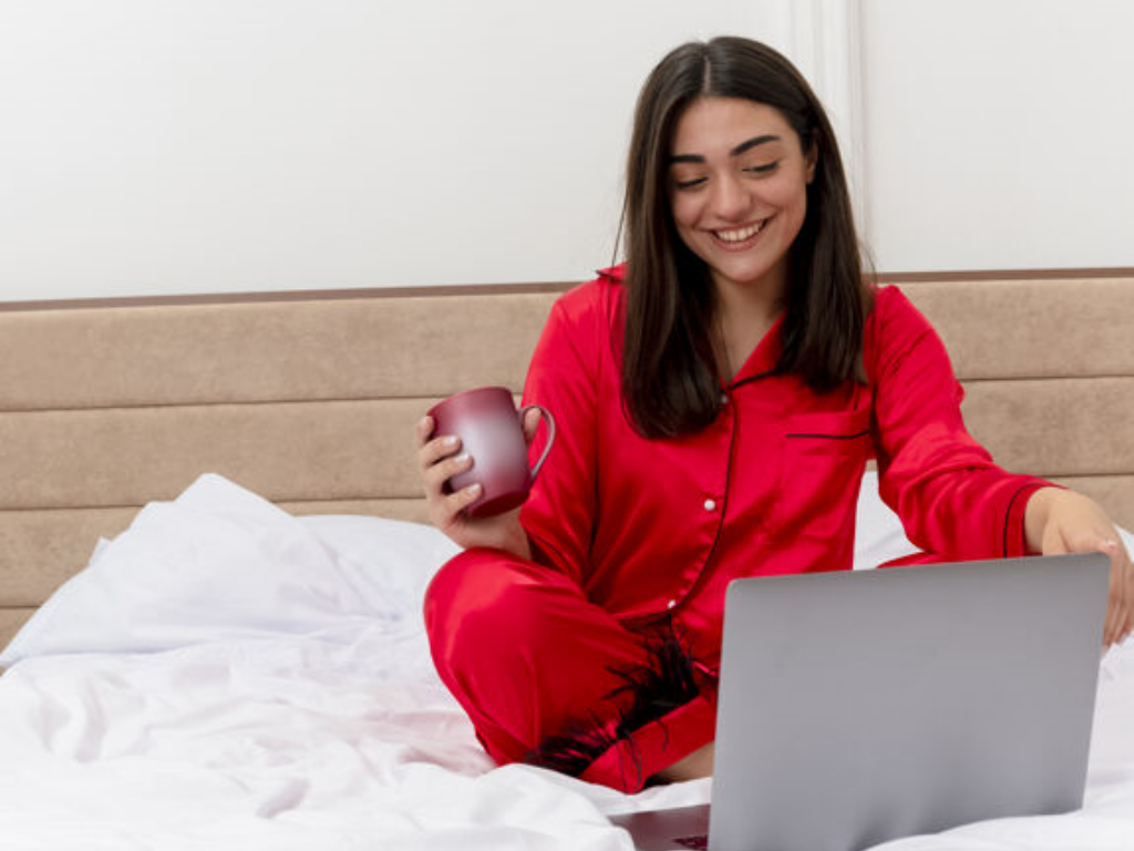 有多少人写传奇手游的小说？(传奇世界手游一共多少集？)插图