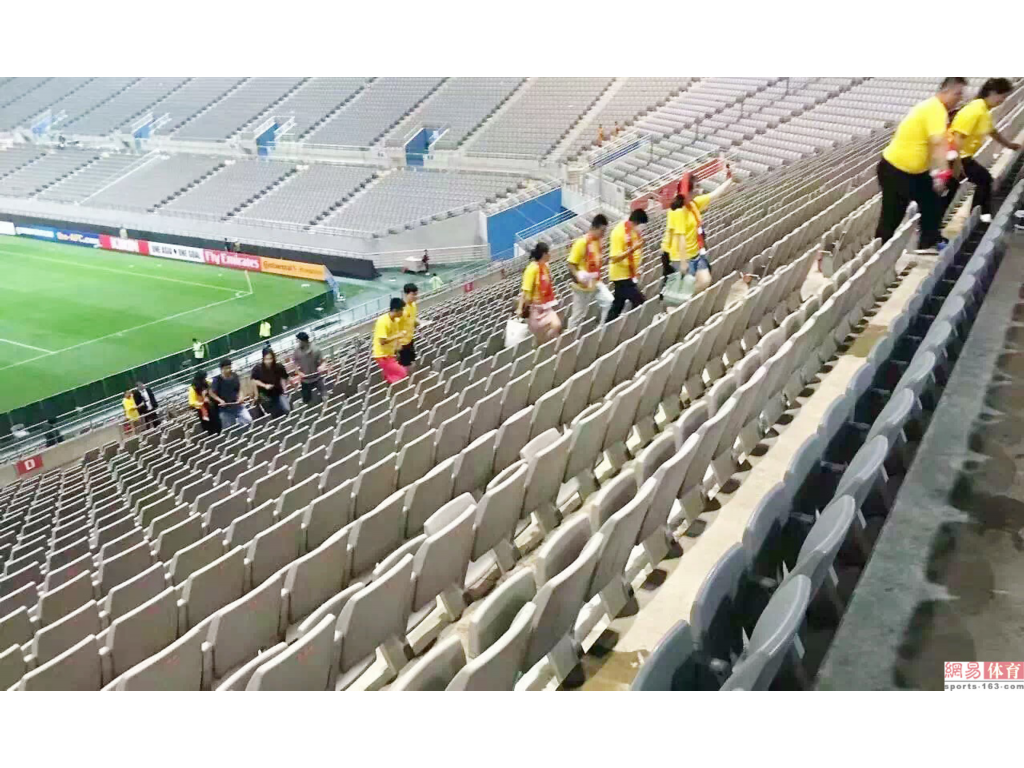 永恒传奇手游群是多少？(热血传奇手游仿哪个版本？)插图