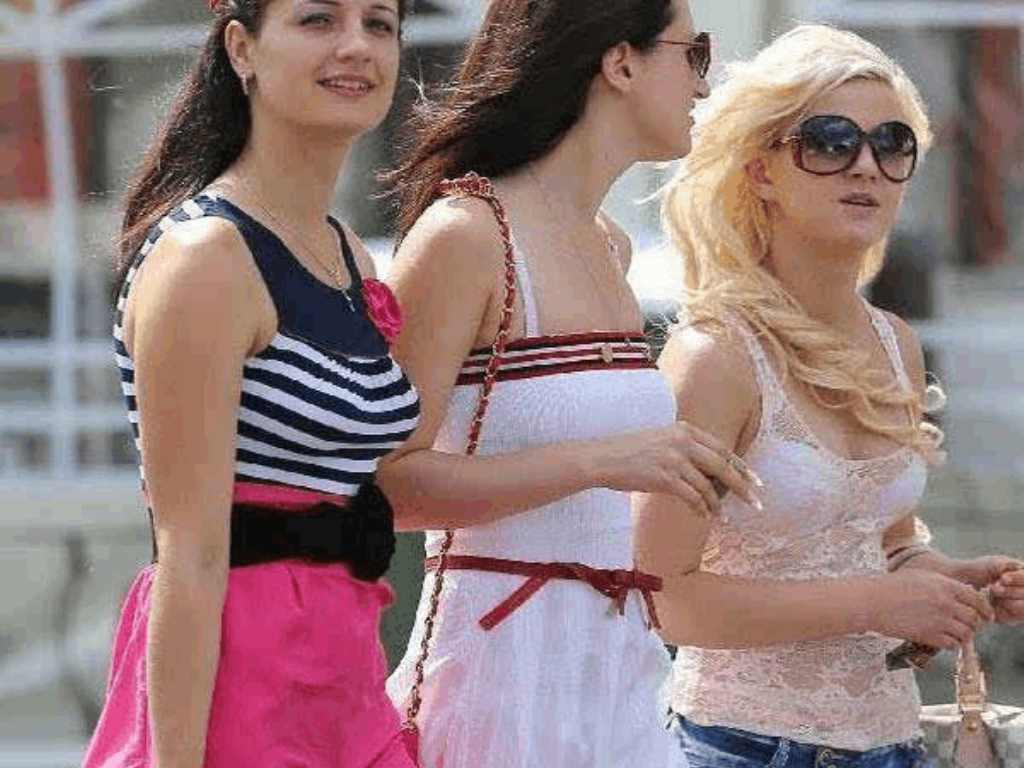 热血传奇手游哪里能领？(热血传奇手游有多少玩家？)插图