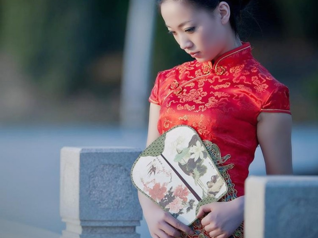 有哪些手游是传奇？(手游刀塔传奇有多少个版本？)插图