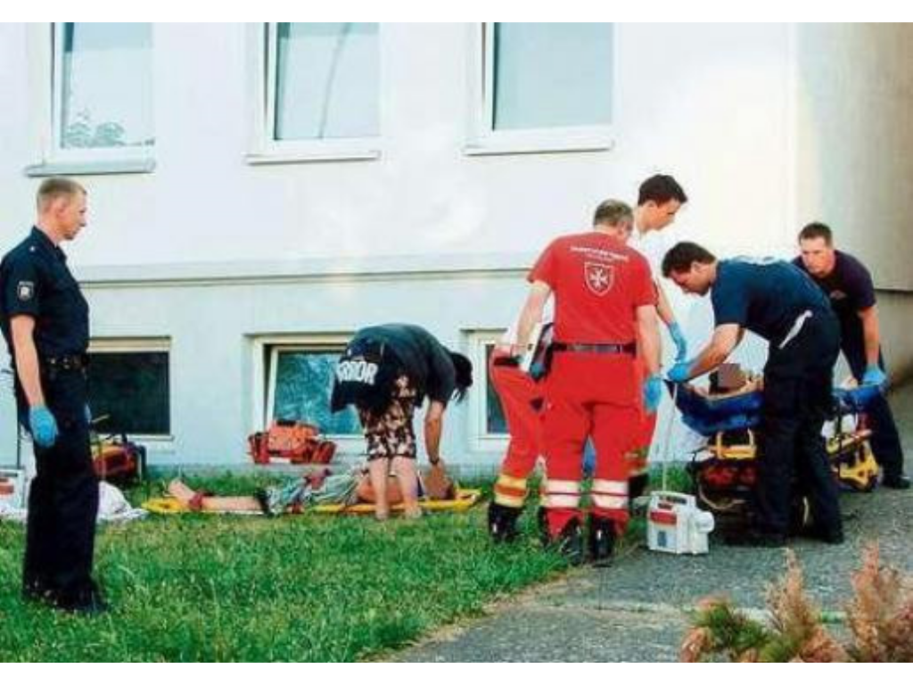 实况手游传奇多少金币？(剑网三端游如何玩传奇手游？)插图