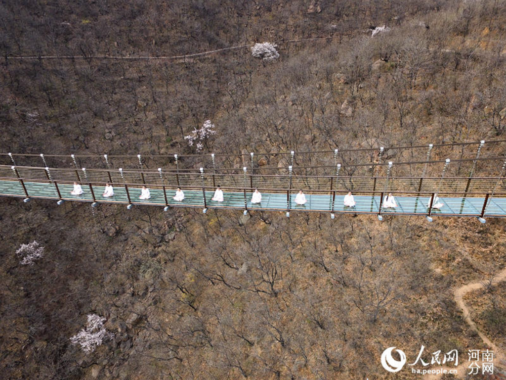 cf手游传奇榜第一是什么水平？(cf手游电竞传奇身价能获得什么？)插图