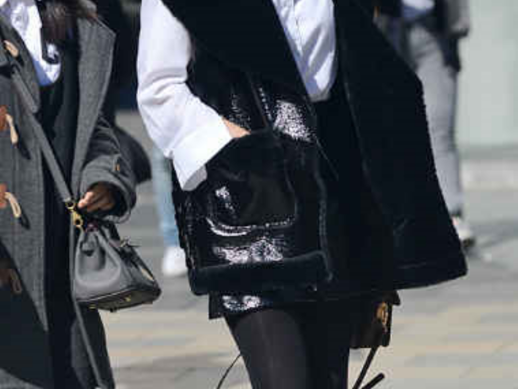 传奇世界手游装备如何穿戴？(手游传奇1)插图