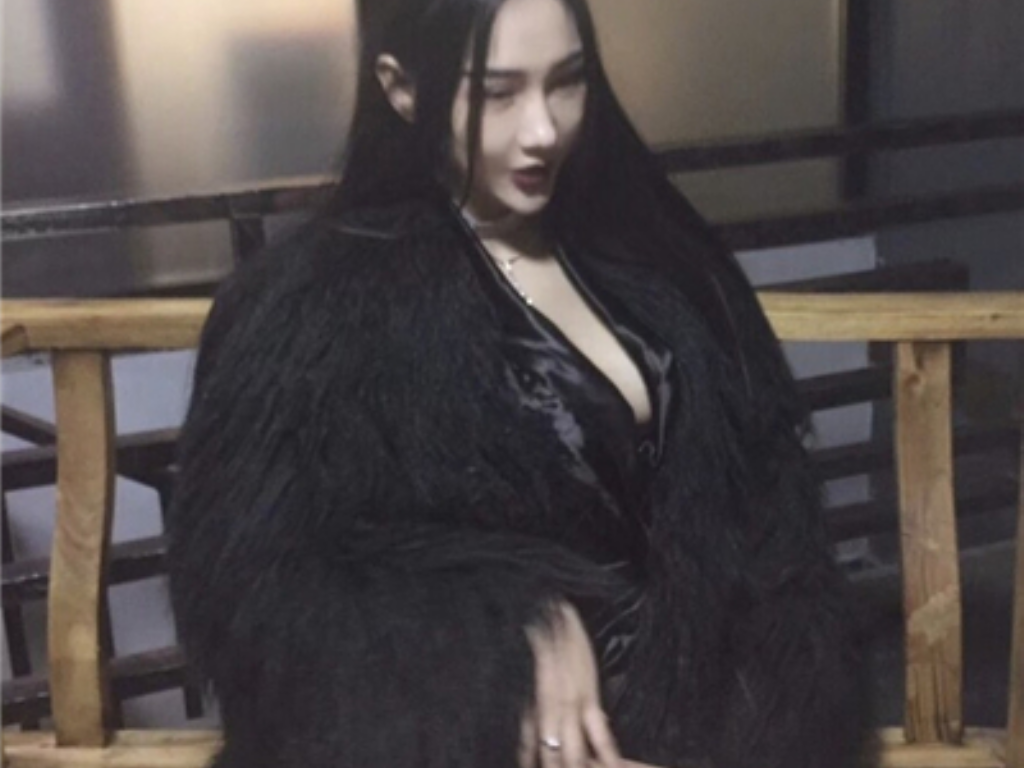 哪里能玩八雀传奇手游版？(传奇手游源代码价格多少？)插图