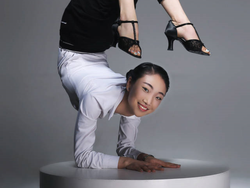 手游传奇战纹如何佩戴？(传奇手游6块一充多少钱？)插图