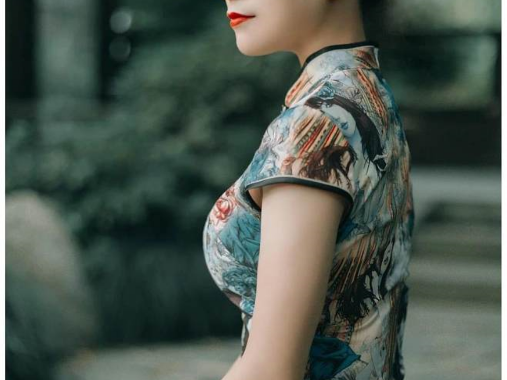 手游传奇王者神剑要多少钱？(传奇手游官职在哪里查？)插图