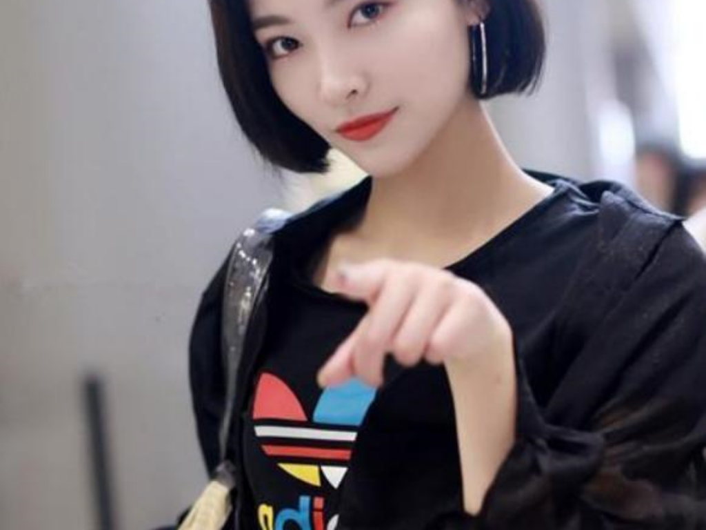 传奇游戏哪里可以玩啊手游？(传奇搬砖手游有哪些？)插图