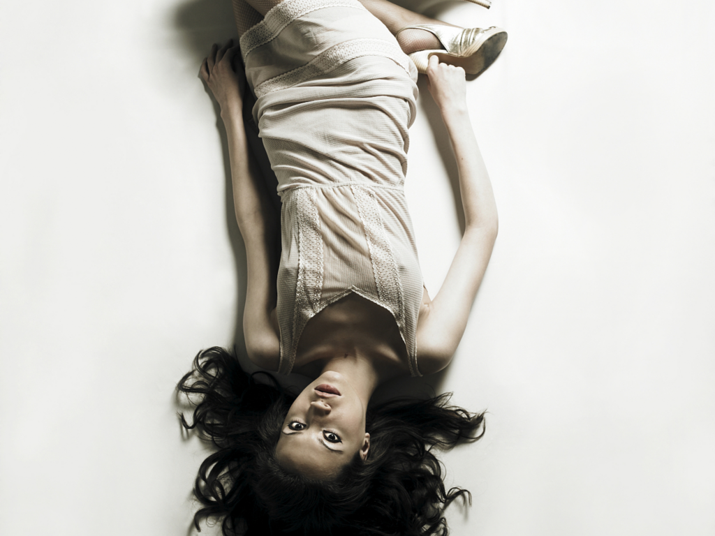 传奇手游新手去哪里升级？(传奇手游传奇币还能火多久？)插图