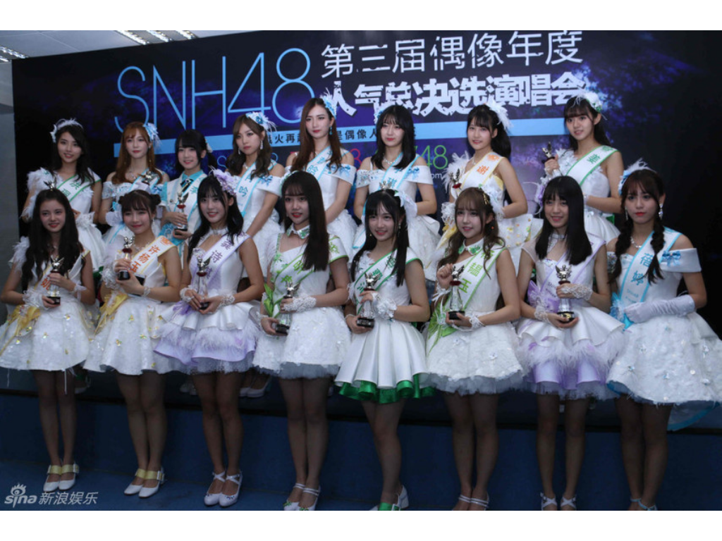 传奇手游更新为什么那么快？(热血传奇手游点券有什么用？)插图