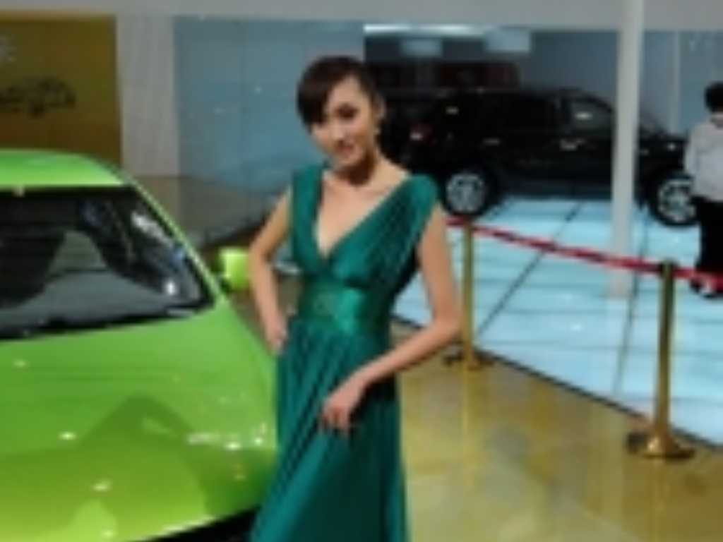 传奇手游推广电话号码多少？(传奇手游一个服导多少量？)插图