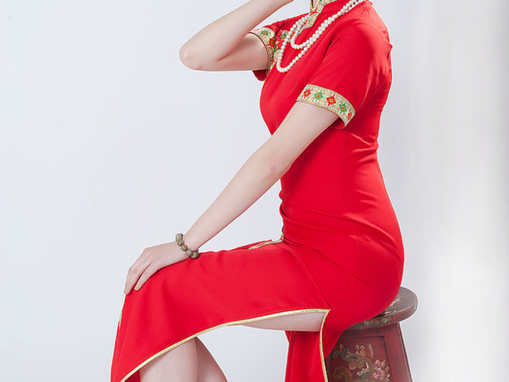 传奇手游哪里有人玩的人多？(书生传奇手游直播时间多久？)插图