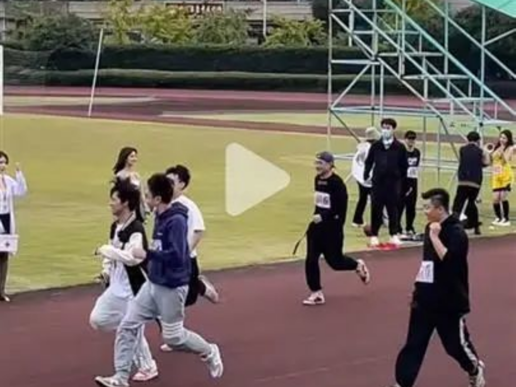 手游传奇如何操作技能视频？(手游王者传奇如何破解内购？)插图